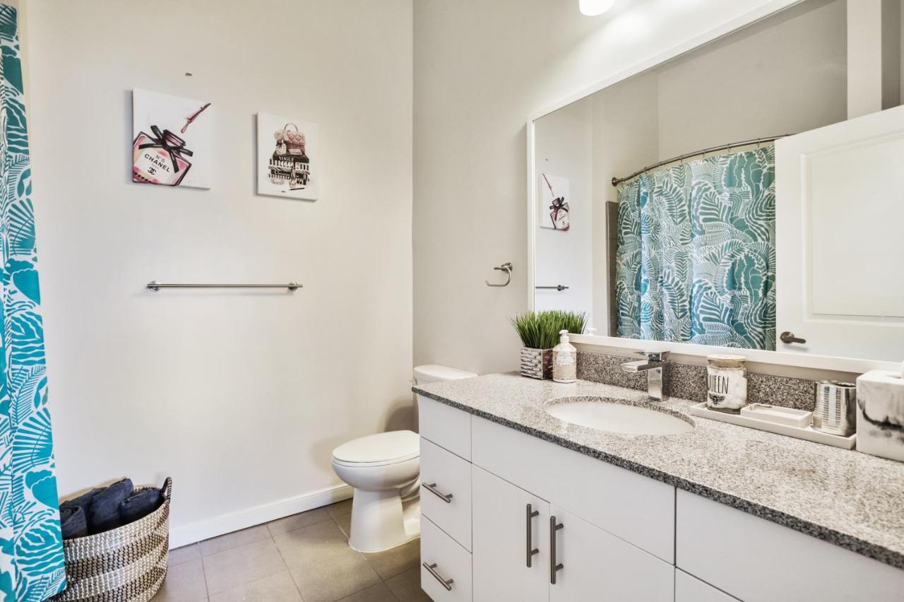 Apartament Lux House Of Champagne 2Br 2Ba Free Parking & Wifi Baltimore Zewnętrze zdjęcie