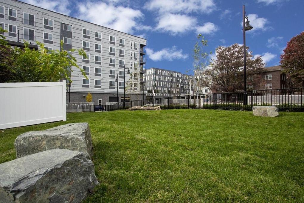 Apartament Lux House Of Champagne 2Br 2Ba Free Parking & Wifi Baltimore Zewnętrze zdjęcie